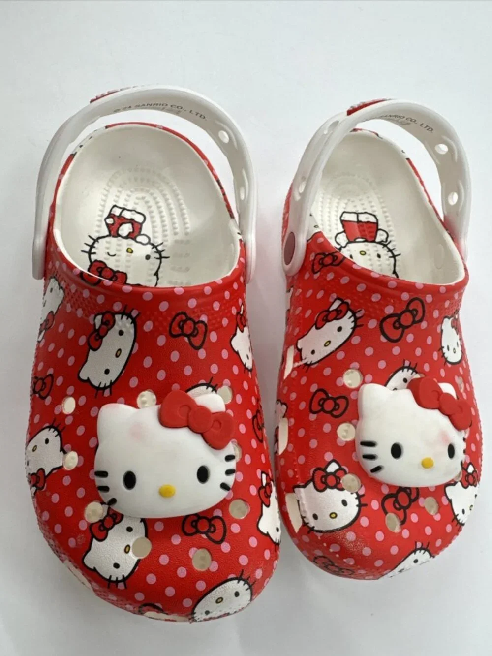 Crocs Hello Kitty Clogs Kids Girls Youth 3 J3 Red Pink with Bow Jibbitz Shoes